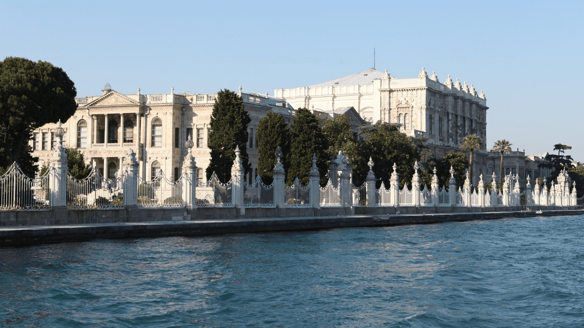 Dolmabahçe Palace